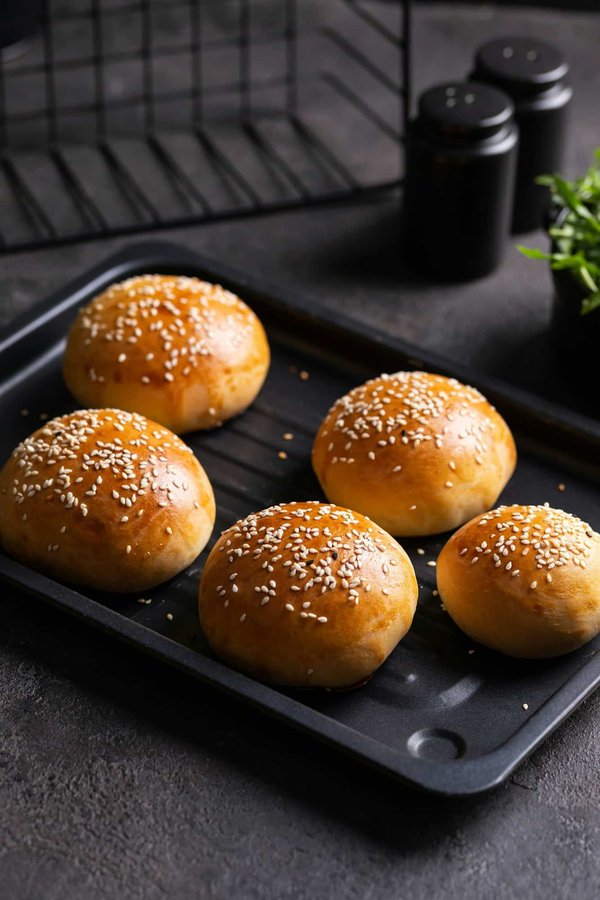 La confection d'un pain burger sans gluten : une recette détaillée